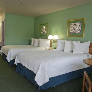 Queen Room Two Queen Beds